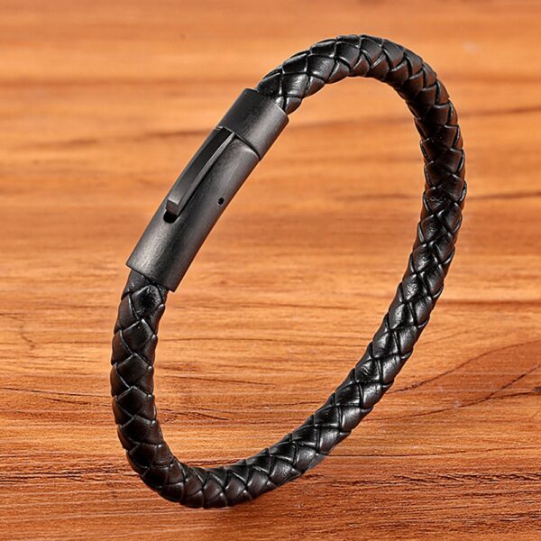 XQNI-Pulsera de cuero para hombre, brazalete masculino de estilo clásico con cierre de acero inoxidable, accesorio de joyería tejido a mano, joya simple ideal para regalar, color negro, nuevo